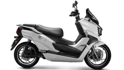 宏佳騰智慧電車 - EV-C1 | 跑旅 | 皮帶 | 雙電池 | gogoro